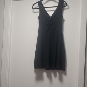 Elegant Black Sleeveless Dress
